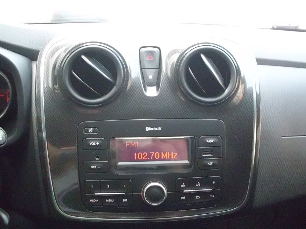 2019 Benzin + LPG Manuel Dacia Logan Beyaz Yusuf Baysal Otomotiv Sanayi Ve Ticaret Anonim Şirketi